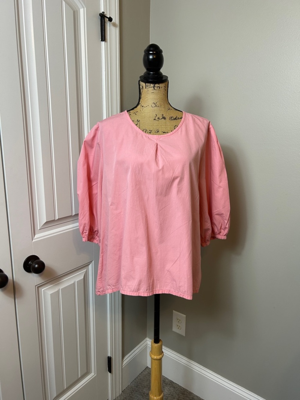 Bryn Walker pink top size XL